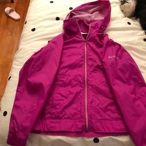 Woman’s Columbia rain jacket Size XS
